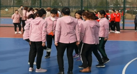 我院在全市卫生健康系统庆“三•八”国际妇女节踢毽子比赛中喜获佳绩